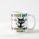 Recherche de soulagement mugs bouteilles École