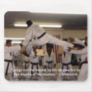 Recherche de pied tapis souris Coup de pied