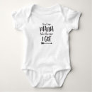 Recherche de seulement bébé vêtements Nouveau né