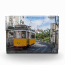 Recherche de tramway lisbonne maison deco Jaune