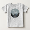 Recherche de arbres bébé vêtements Montagnes
