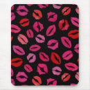 Recherche de embrassement tapis souris Pour elle