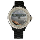 Recherche de rivage de lac Montagne