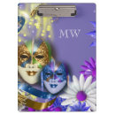 Recherche de masque porte blocs Masqué