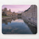 Recherche de colonial tapis souris Travel