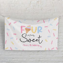 Recherche de jeu quatre posters Girl