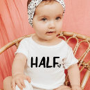 Recherche de mon de coeur bébé tshirts Baby girl