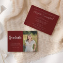 Recherche de maroon graduation invitations Moderne