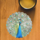 Recherche de peacock dessous de verres Coloré
