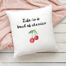 Recherche de rouge cerise coussins Simple