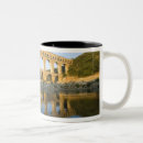 Recherche de avignon tasses Architecture