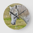 Recherche de horses horloges Pour eux