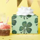 Recherche de shamrock papier cadeau Vert