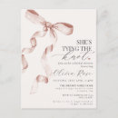 Recherche de coquette cartes postales Elle attache le noeud