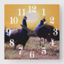 Recherche de paons horloges Pour elle
