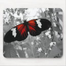 Recherche de papillon rouge tapis souris Nature