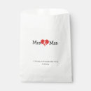 Recherche de lesbiennes mariages Newly weds