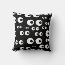 Recherche de yeux de coussins Moderne