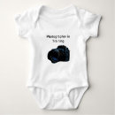 Recherche de appareil photo bébé vêtements Image