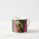 Recherche de petite grenouille tasses Faune