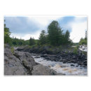 Recherche de roche de rivière Pour lui
