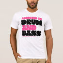 Zoek naar bas trommel tshirts Dnb