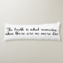 Recherche de vérité coussins Faits