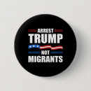 Recherche de migrants badges Politique