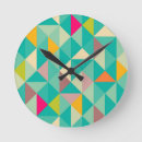 Recherche de motif triangle horloges Bleu