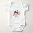 Recherche de empreintes pattes bébé vêtements Empreinte de patte
