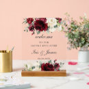 Recherche de roses rouge foncé posters Couple