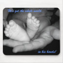 Recherche de pied noir tapis souris Bébé