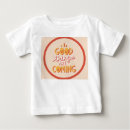 Recherche de beaux arts bébé vêtements Mignon