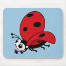 Recherche de coccinelle rose tapis souris Nature