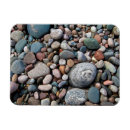 Recherche de galets magnets Rocher