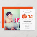 Recherche de citrouilles heureux invitations Typographie