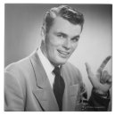 Recherche de pièce de corps humain carreaux Main humaine