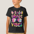 Recherche de intello tshirts Lisant