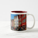 Recherche de tordu tasses Coloré