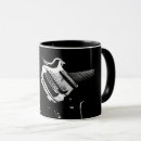 Recherche de guitare cordes tasses Musique