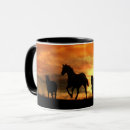 Recherche de troupeau de chevaux tasses Sauvage