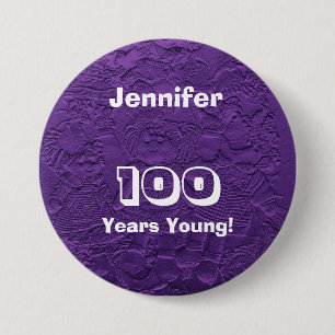 100 jaar jonge Paarse dolls Button Pin Birthday