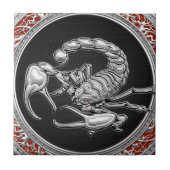 [100] Sacred Silver Scorpion op zwart Tegeltje (Voorkant)