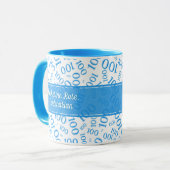 100e Birthday Blue & White Random Number Pattern Mok (Voorkant links)