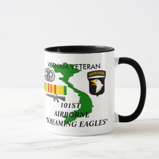 101st Tasses de café criardes aéroportées d'Eagles