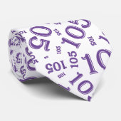 105th Birthday Random Number Patroon Paarse Stropdas (Opgerold)