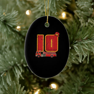 10 jaar oude Birthday Boy geeft brandweerman Keramisch Ornament