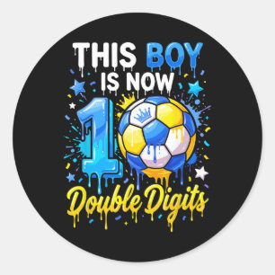 10 Jaar Oude Verjaardag Voetbal Deze Jongen Nu 10 Ronde Sticker