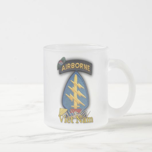 11e Groene Baretten SFG Vietnam Vets Frosty Mok (Rechts)