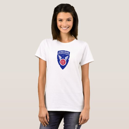 11e Luchtlandingsdivisie "Arctic Angels" Grunge T-shirt (Voorkant volledig)